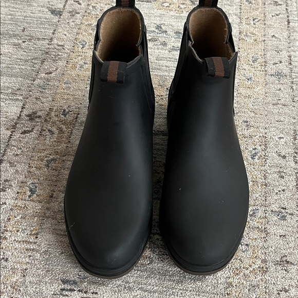 L.L. Bean Wellie Women’s Black Boots - Picture 2 of 4